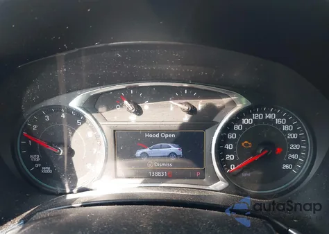 2019 Chevrolet Equinox Lt z USA, uszkodzony, nr VIN 2GNAXVEX7K6215847